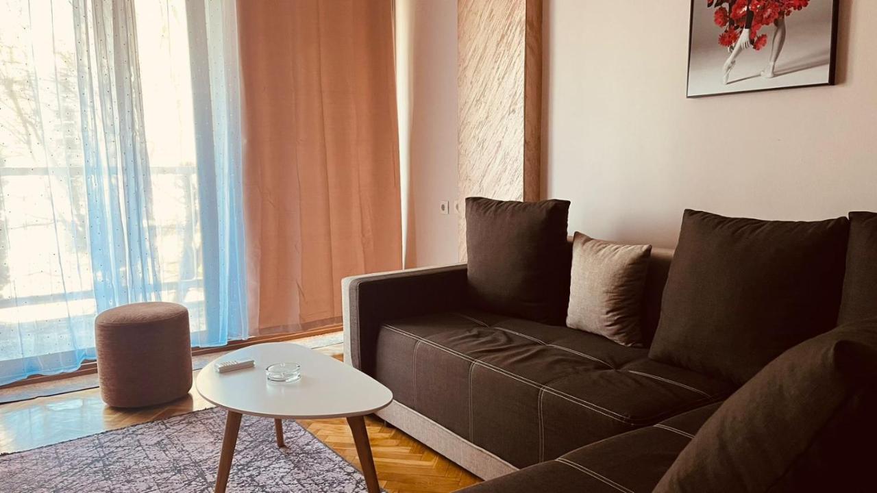 Majdini Clock Tower Apartman Podgorica Exteriér fotografie